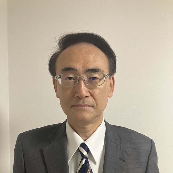 吉峯邦彦